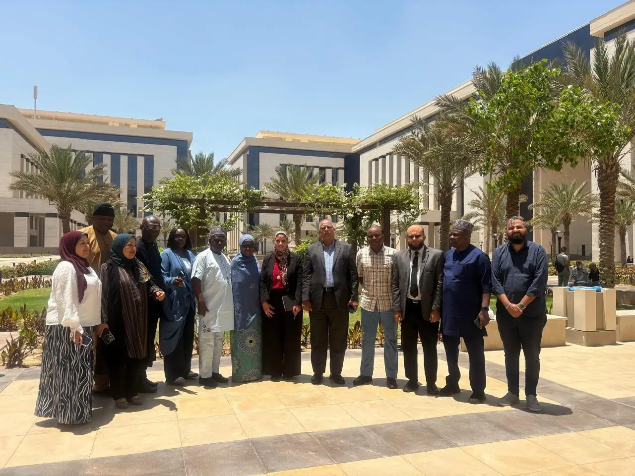 'المصرية لنقل الكهرباء' تبحث مع وفد 'نيجيري' سبل تعزيز التعاون بمجال الطاقة المتجددة